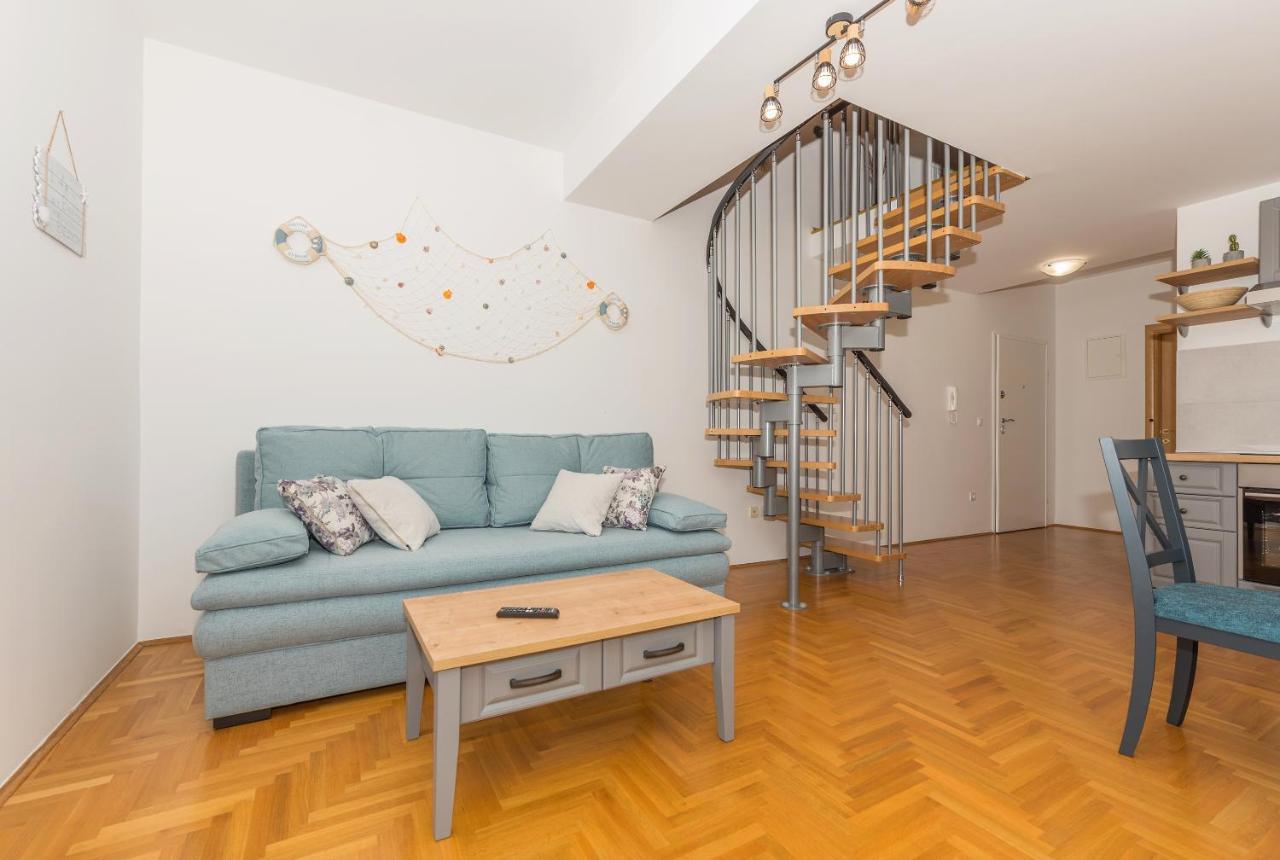 Deluxe 3 Bedroom Apartment With Sea View Baška Voda Екстериор снимка